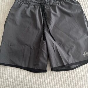 Quicksilver grey shorts